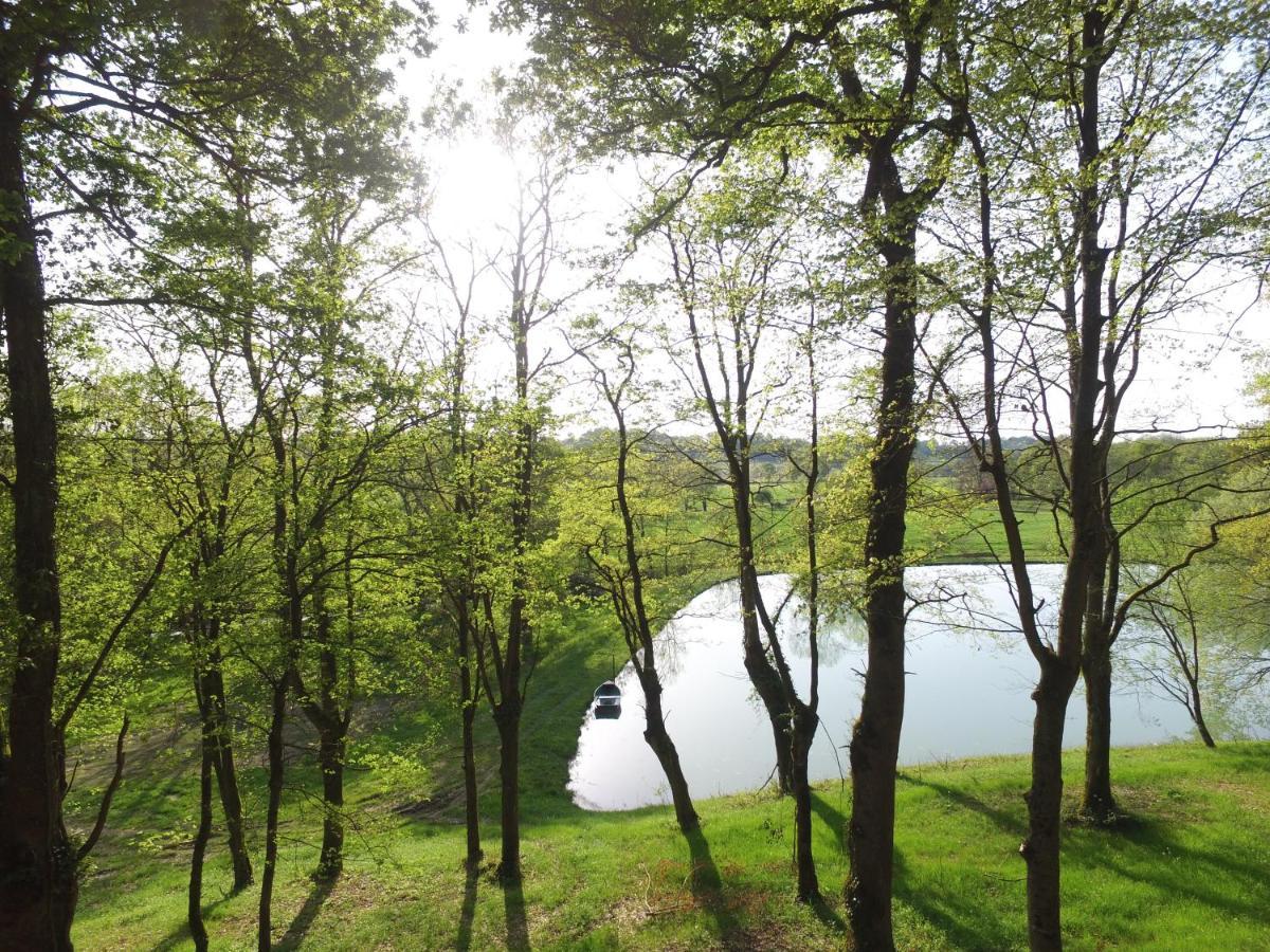 Les Cabanes Du Lac - Spa - Petit Dejeune - Cabane Du Frene & Cabane Du Chene Premium Sevignacq エクステリア 写真