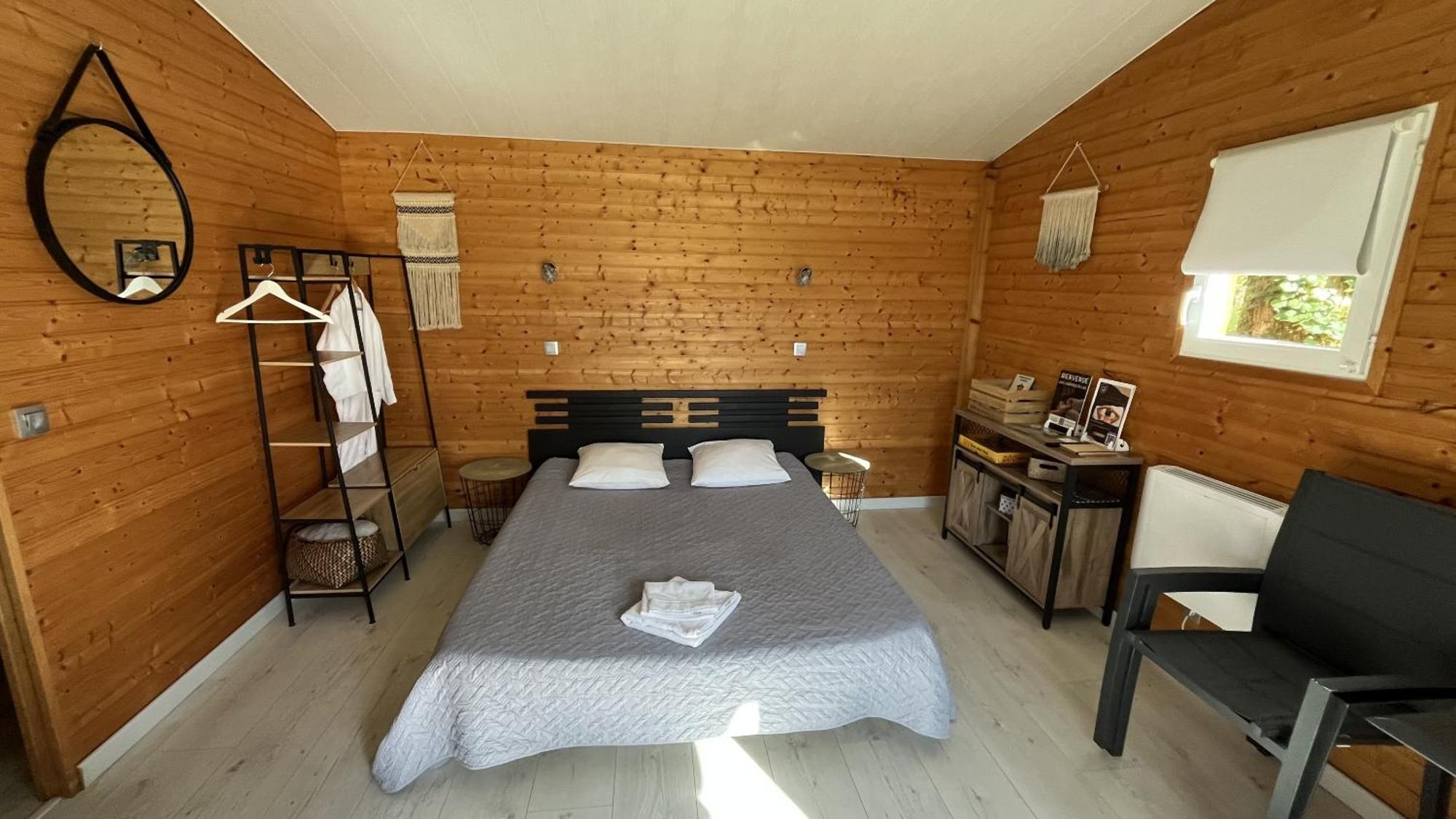 Les Cabanes Du Lac - Spa - Petit Dejeune - Cabane Du Frene & Cabane Du Chene Premium Sevignacq エクステリア 写真
